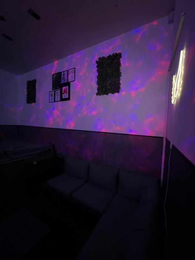 City Lounge Wellness Dison Exteriör bild